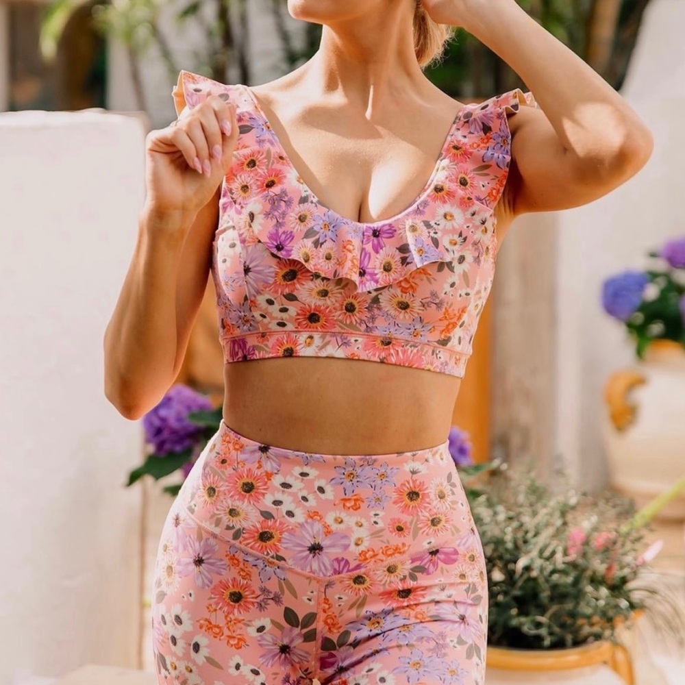 IVL Collective floral leggings size 10, top size 8. Worn twice